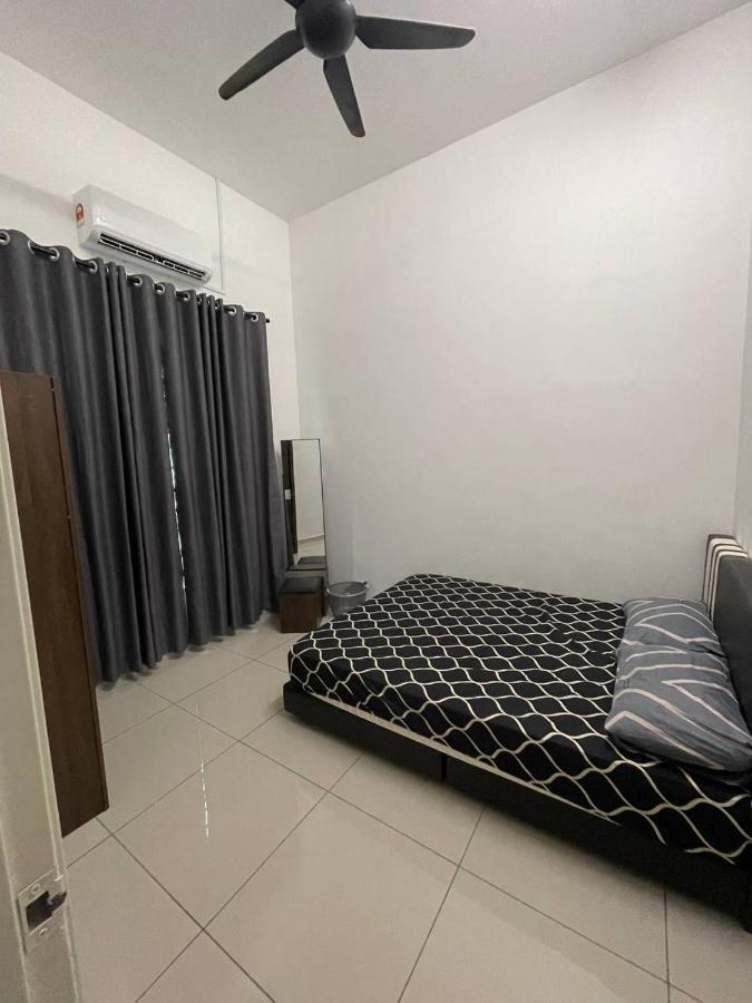 Bungalow Homestay Jasin Perdana Exterior photo